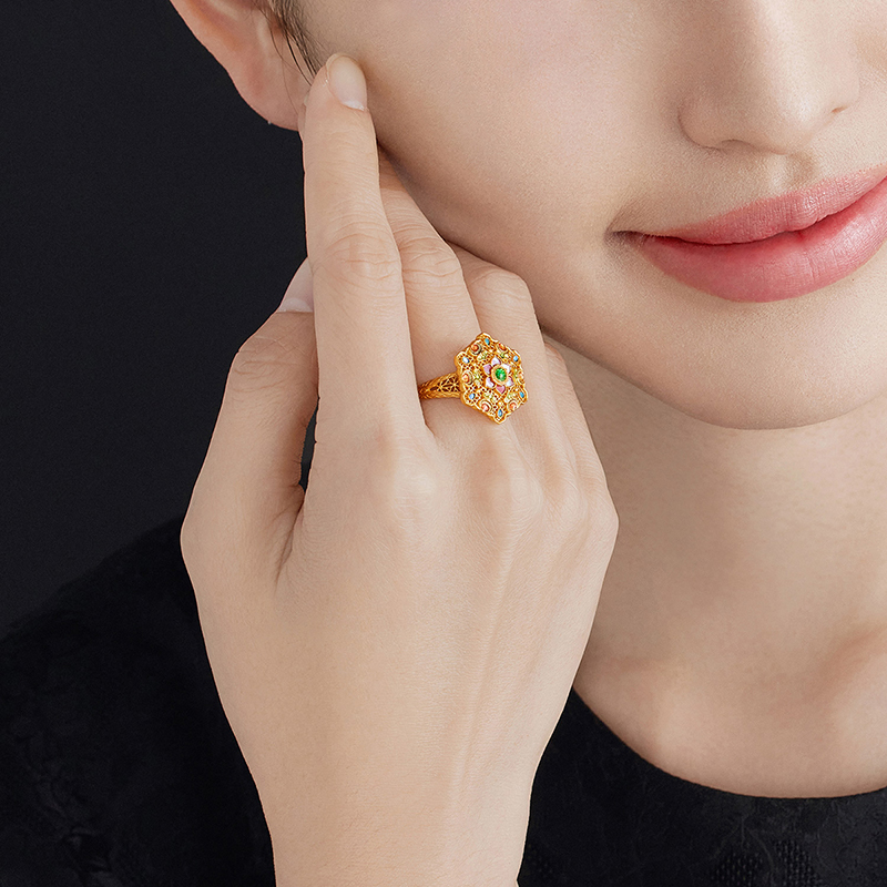 六福珠宝福满传家花开满堂黄金戒指手工螺钿鎏彩计价L17TBGR0007