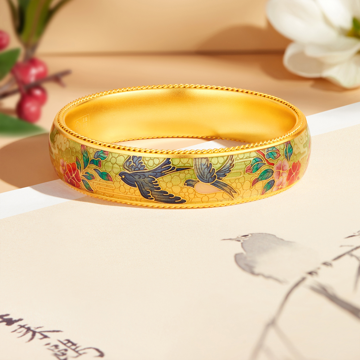 六福珠宝福满传家春燕报喜黄金手镯实心鎏彩工艺计价F41TBGB0023【联系客服补货】