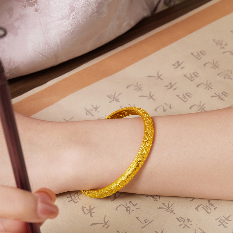 六福珠宝福满传家无相佛黄金手镯古法镂空足金镯子计价F21G0003DS【联系客服补货】【视频看货】