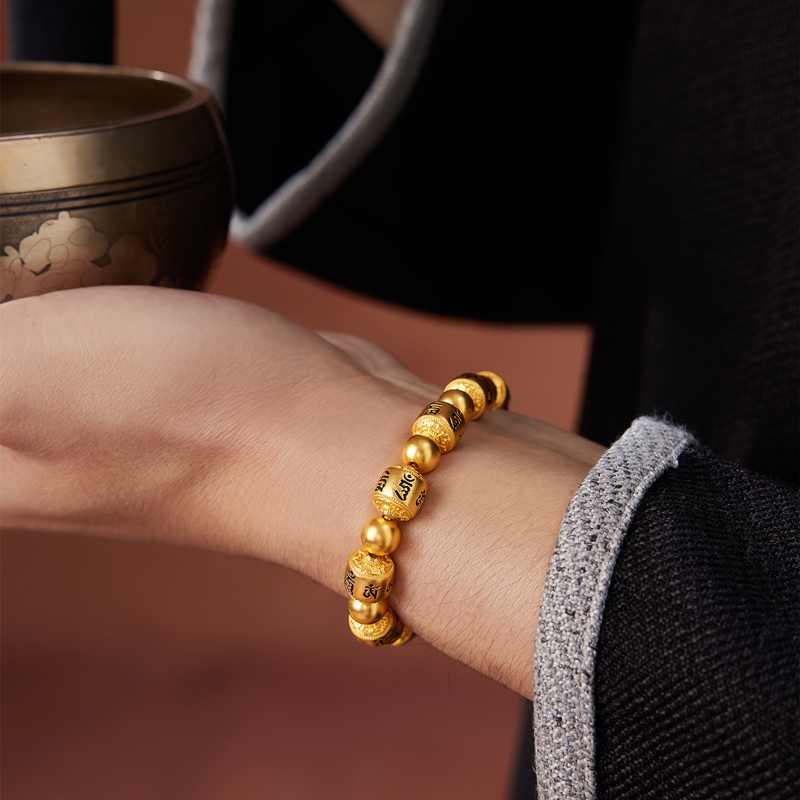 六福珠宝福满传家六字真言黄金手链男足金手串珠计价F63TBGB0140【联系客服补货】