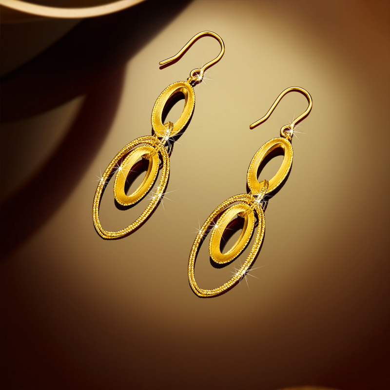 六福珠宝光影金环环相扣黄金耳环耳坠女椭圆足金耳饰计价020563EA【视频看货】