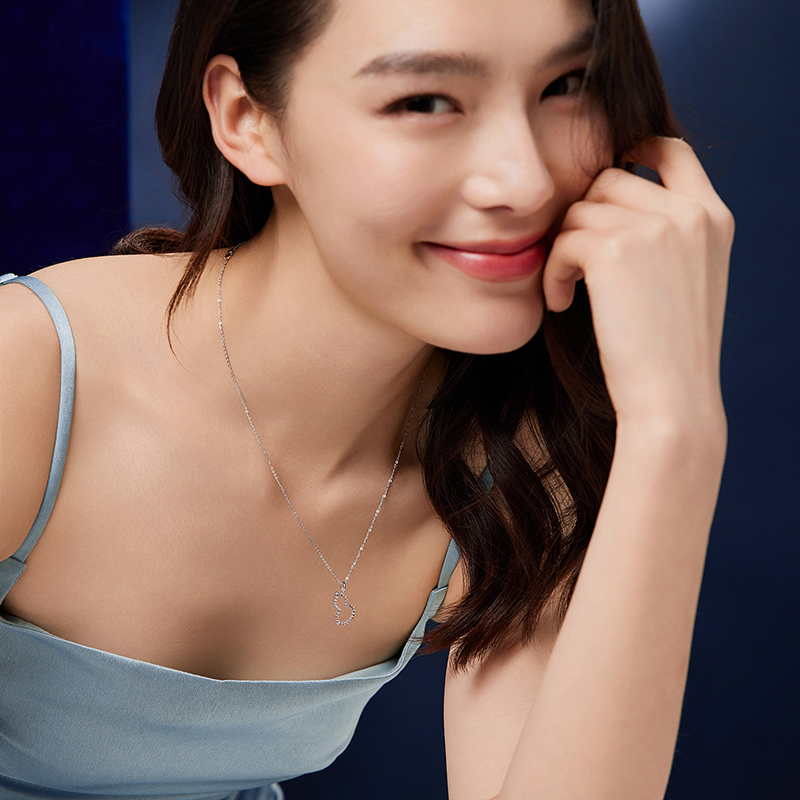 六福珠宝镂空葫芦铂金吊坠铂950女款车花白金挂坠计价G07P0003DS
