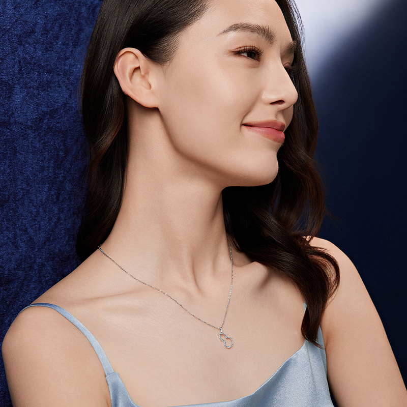 六福珠宝镂空葫芦铂金吊坠铂950女款车花白金挂坠计价G07P0003DS