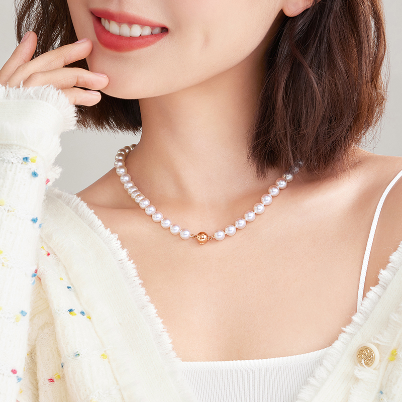 六福珠宝海水珍珠项链法式8~8.5mm串珠18k金扣锁骨链G04DSKN0029R【联系客服补货】