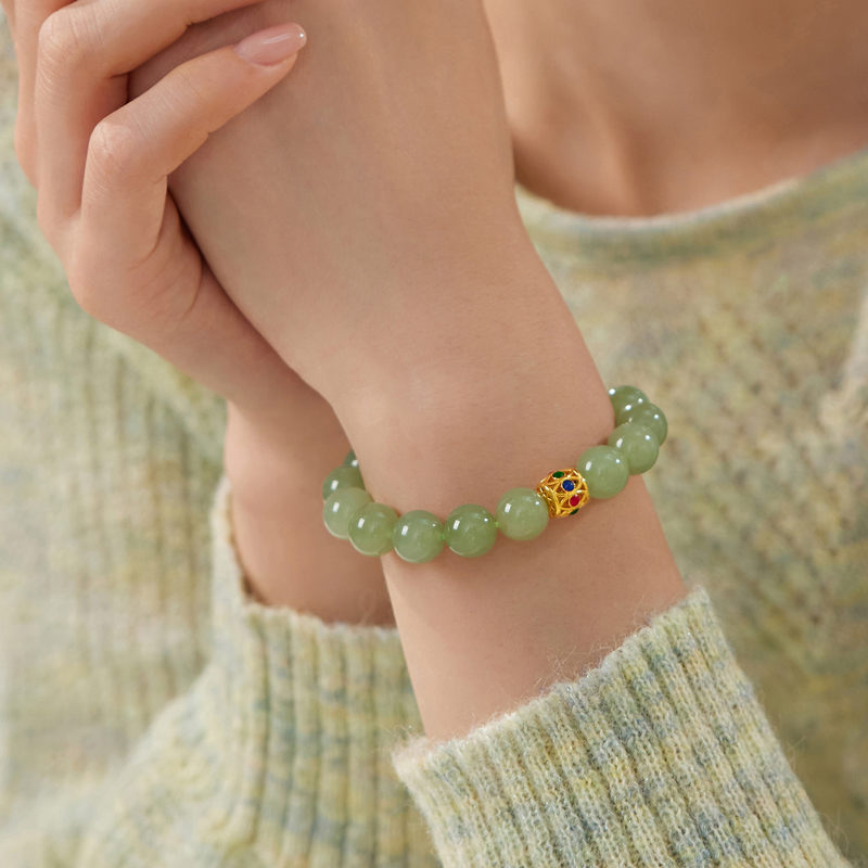 六福珠宝鎏彩花丝黄金转运珠手链女款路路通和田玉手串L74A0005DS