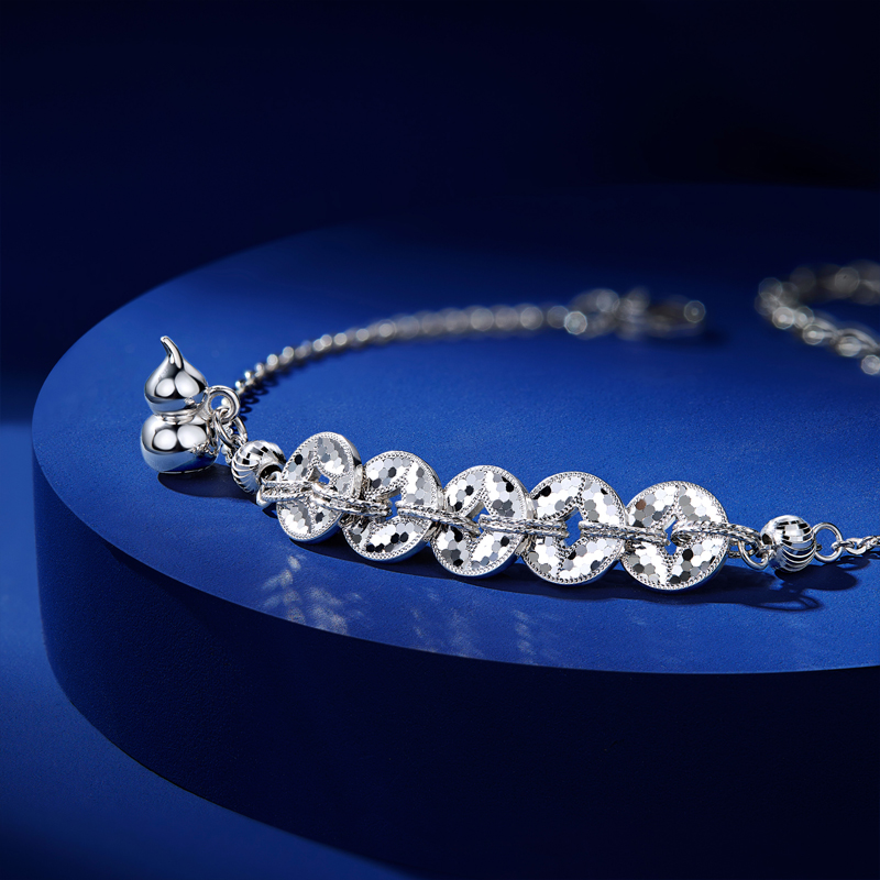 六福珠宝钱多多铂金手链铂950女铜钱挂坠白金葫芦计价F63P0041DS