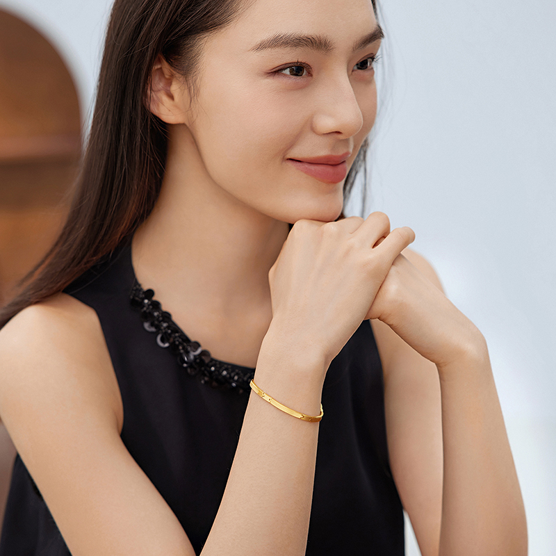 六福珠宝光影金段式链镯月亮纹黄金手链女5G足金手镯计价029185ba【联系客服补货】【1V1直播看货】