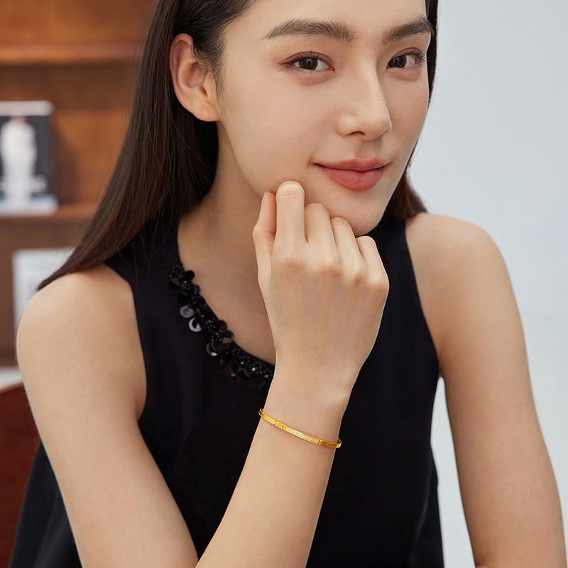 六福珠宝Goldstyle·X段式链镯满月纹黄金手链女钻石手镯029416BA【联系客服补货】
