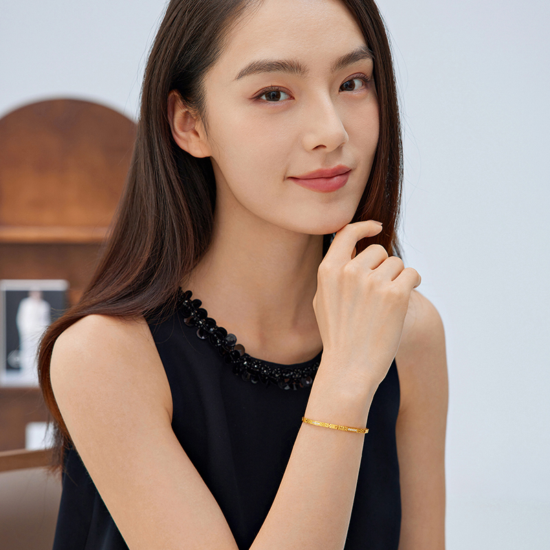六福珠宝Goldstyle·X段式链镯弯月纹黄金手链女钻石手镯030055BA【联系客服补货】