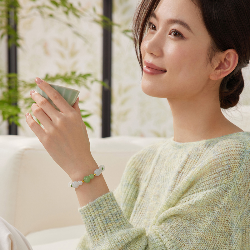六福珠宝福禄相连和田玉黄金手链女葫芦圆珠和田玉手串F21A0022DS