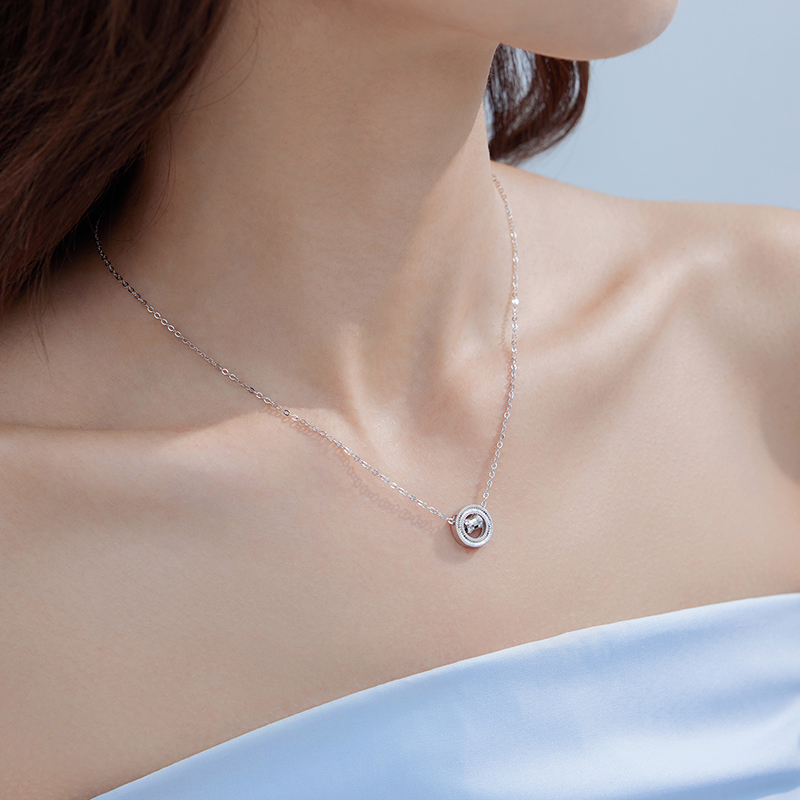 六福珠宝时来运转铂金Pt950项链小蛮腰可转动女款计价F63P0004DS【联系客服补货】