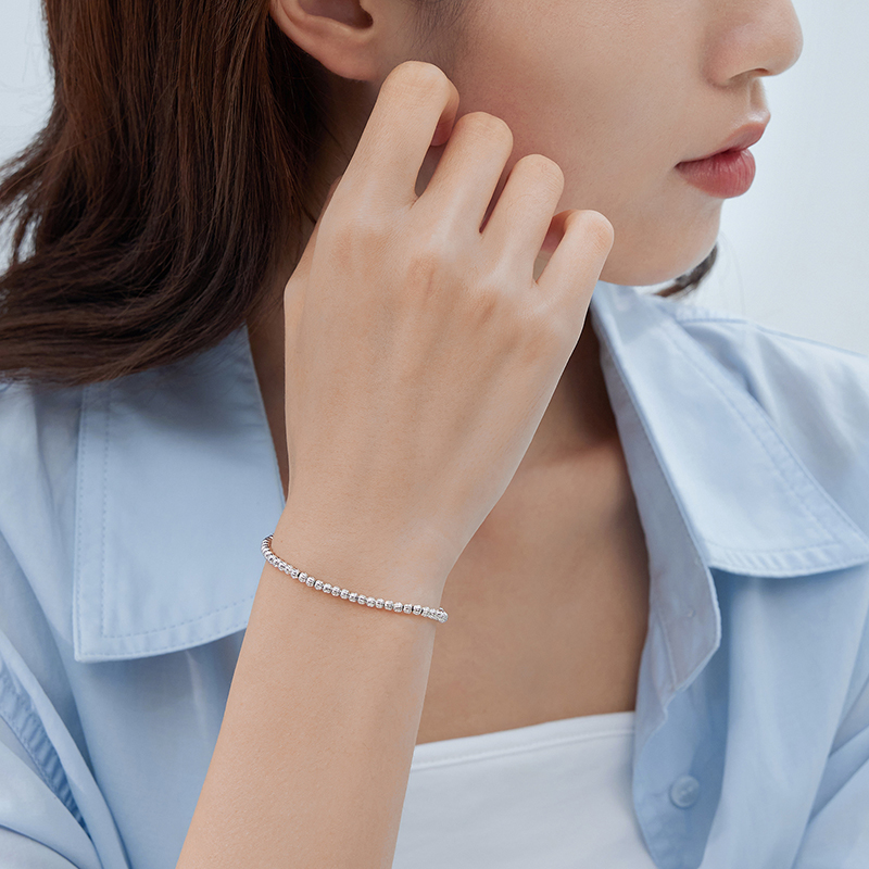 六福珠宝西瓜珠铂金手链铂950女闪耀白金珠子手串计价F63P0039DS