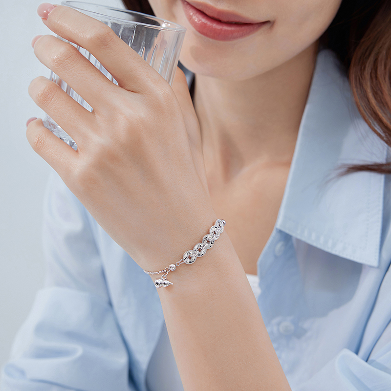 六福珠宝钱多多铂金手链铂950女铜钱挂坠白金葫芦计价F63P0041DS