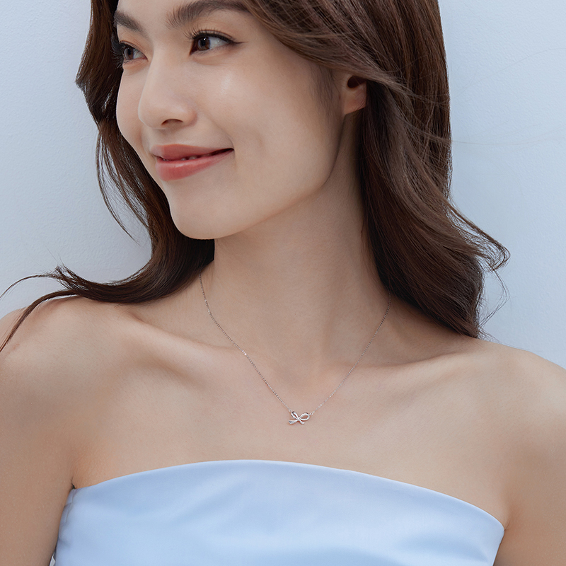 六福珠宝蝴蝶结铂金项链铂950女款时尚白金套链计价G07TBPN0024