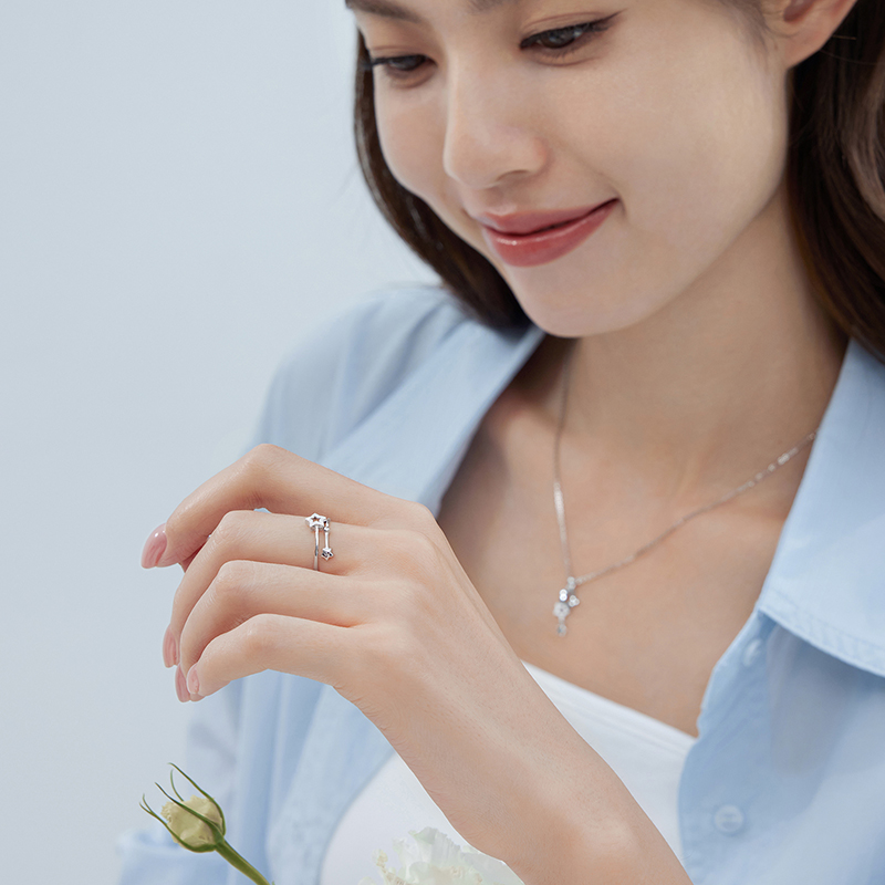 六福珠宝Pt950铂金戒指Starry星轨迹白金女戒送礼计价HIPTBR0004