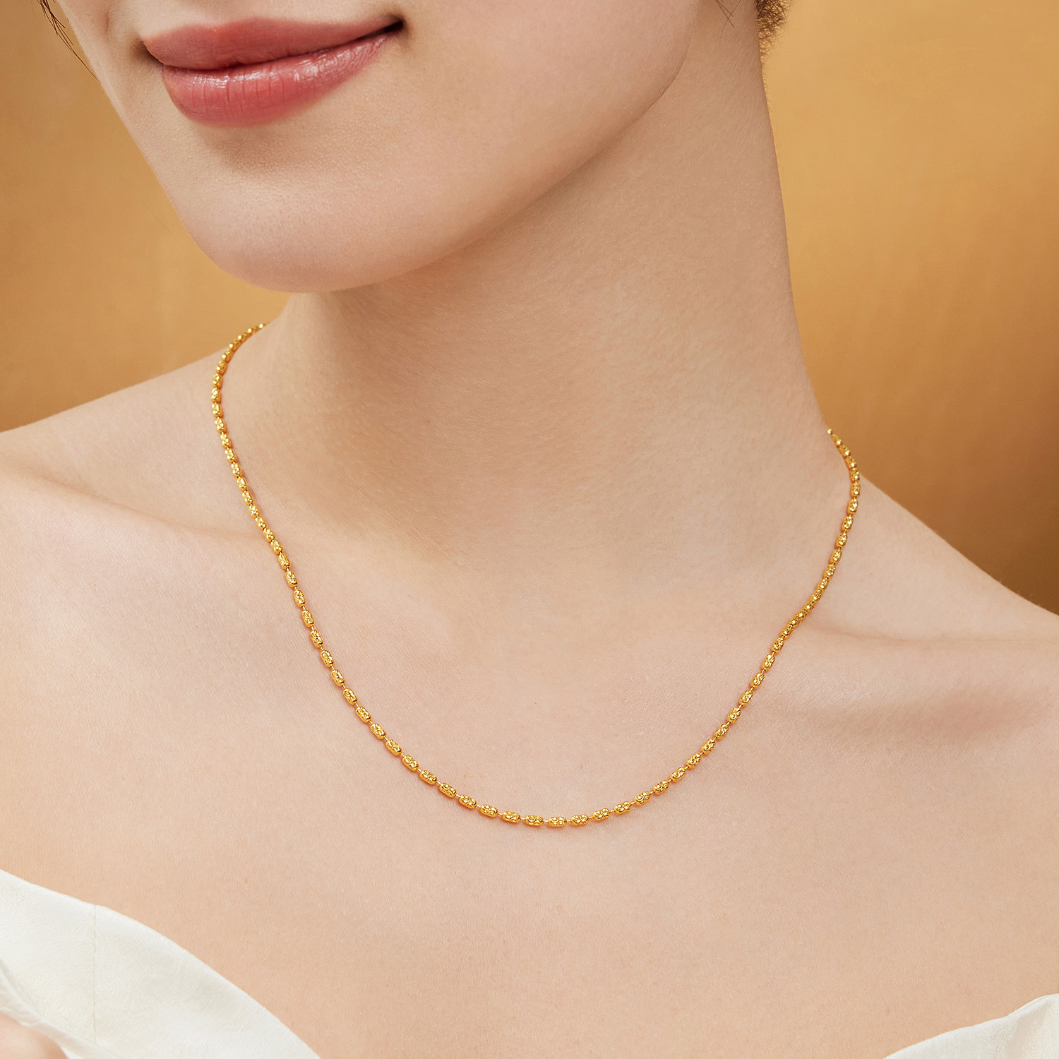 六福珠宝光影金星河光锦黄金项链女5G足金珠仔链素链计价024394na【联系客服补货】