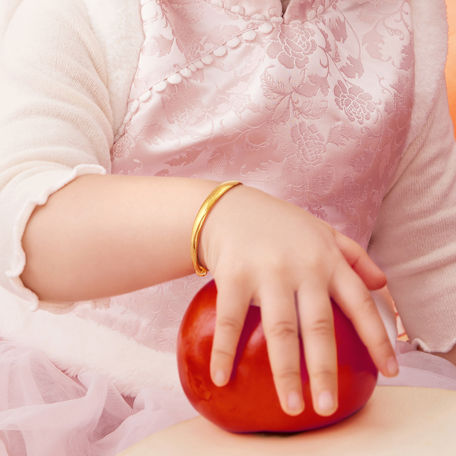 六福珠宝黄金手镯宝宝足金圆镯子儿童金饰可调节计价A03TBGB0039【视频看货】