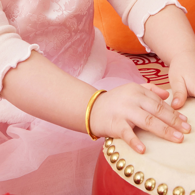六福珠宝黄金手镯宝宝足金圆镯子儿童金饰可调节计价A03TBGB0039【视频看货】