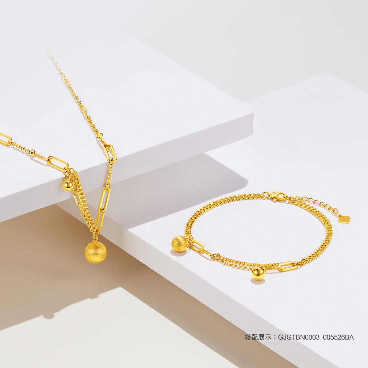 六福珠宝金珠手链光影金5G黄金手链女百搭首饰可刻字计价005526BA