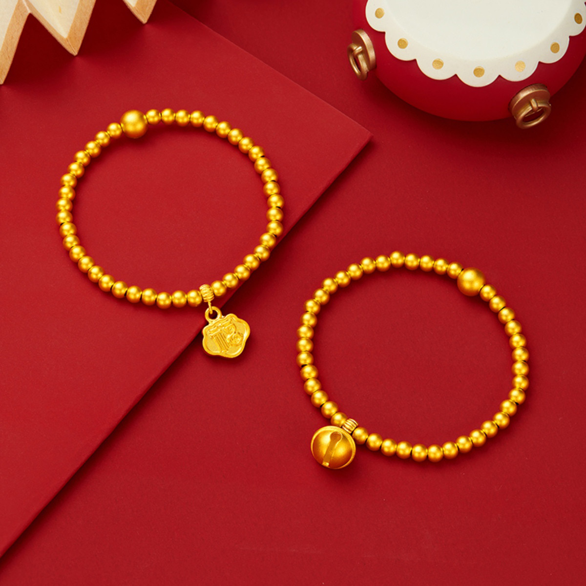 六福珠宝福满传家小铃铛黄金手链儿童款金珠手串计价F48TBGB0007