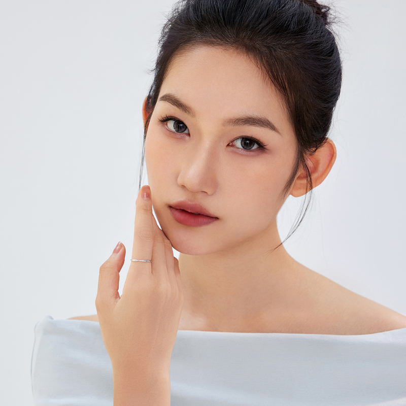 六福珠宝无限铂金戒指女款Pt950素白金戒指尾戒计价G07TBPR0008
