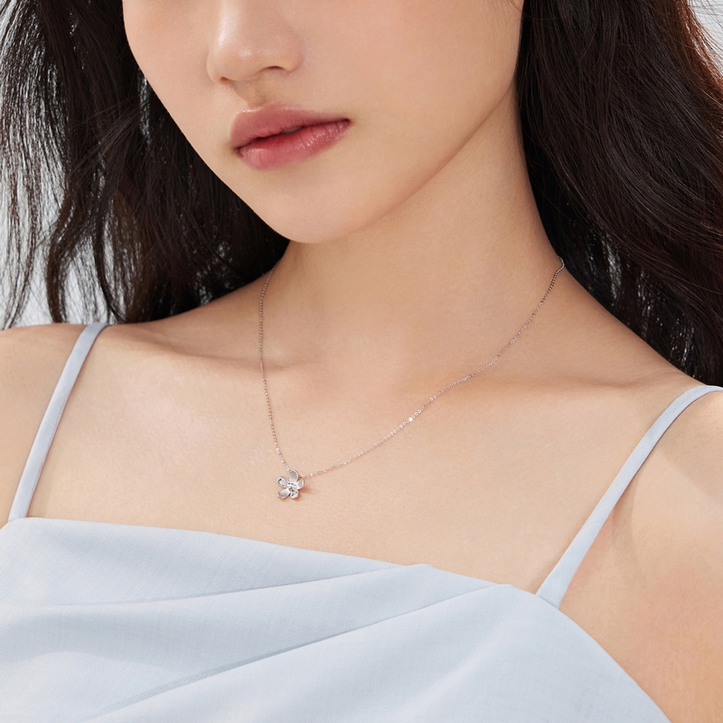 六福珠宝拉丝小花朵铂950铂金项链女款O字白金套链计价EFPTBN0005花朵1
