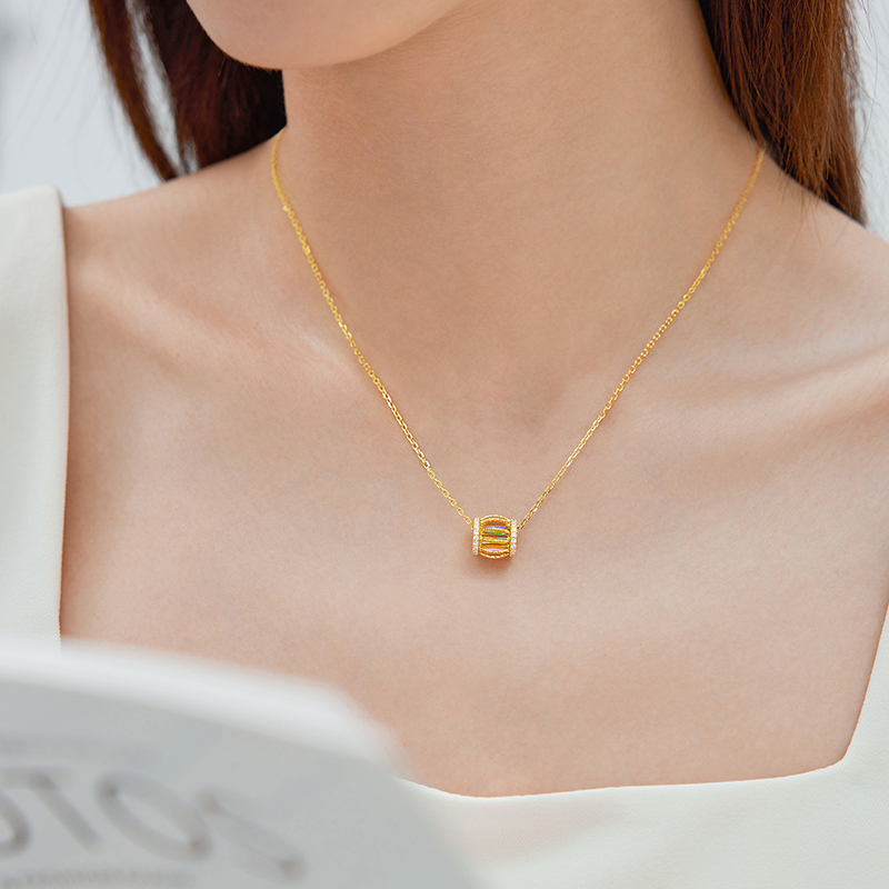 【成毅同款】【成毅同款】六福珠宝冰·钻光圈黄金项链女炫彩钻石颈链032080NA【视频看货】