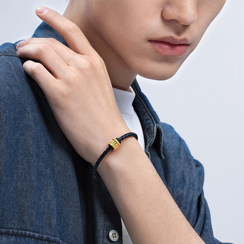 六福珠宝冰·钻光圈成毅同款黄金转运珠男士炫彩5G路路通手绳皮绳032303PB