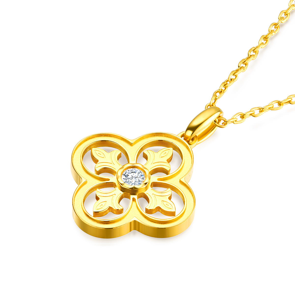 六福珠宝Goldstyle·X镂空四叶草钻石黄金吊坠女送礼定价002530PA