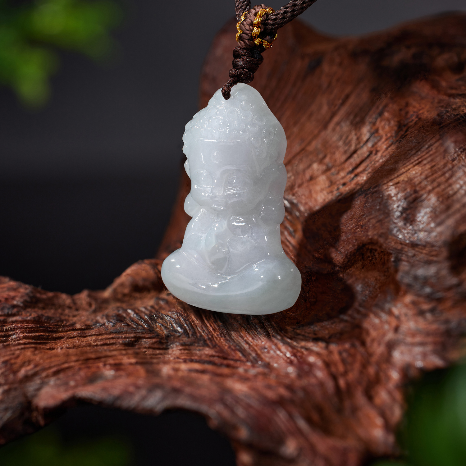 六福珠宝可爱宝宝佛翡翠吊坠女款翡翠玉佛项链日常玉坠FGP0002