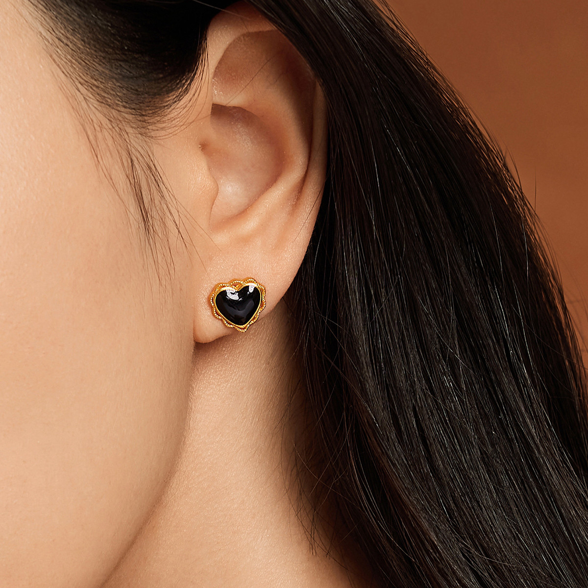 六福珠宝福满传家黑桃心黄金耳钉耳环女足金耳饰计价G21TBGE0002【联系客服补货】