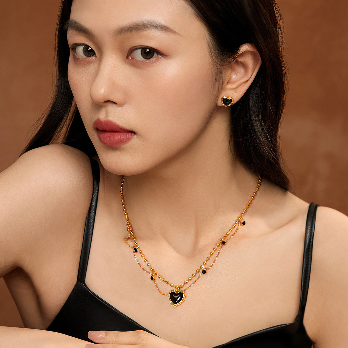 六福珠宝福满传家黑桃心黄金耳钉耳环女足金耳饰计价G21TBGE0002【联系客服补货】