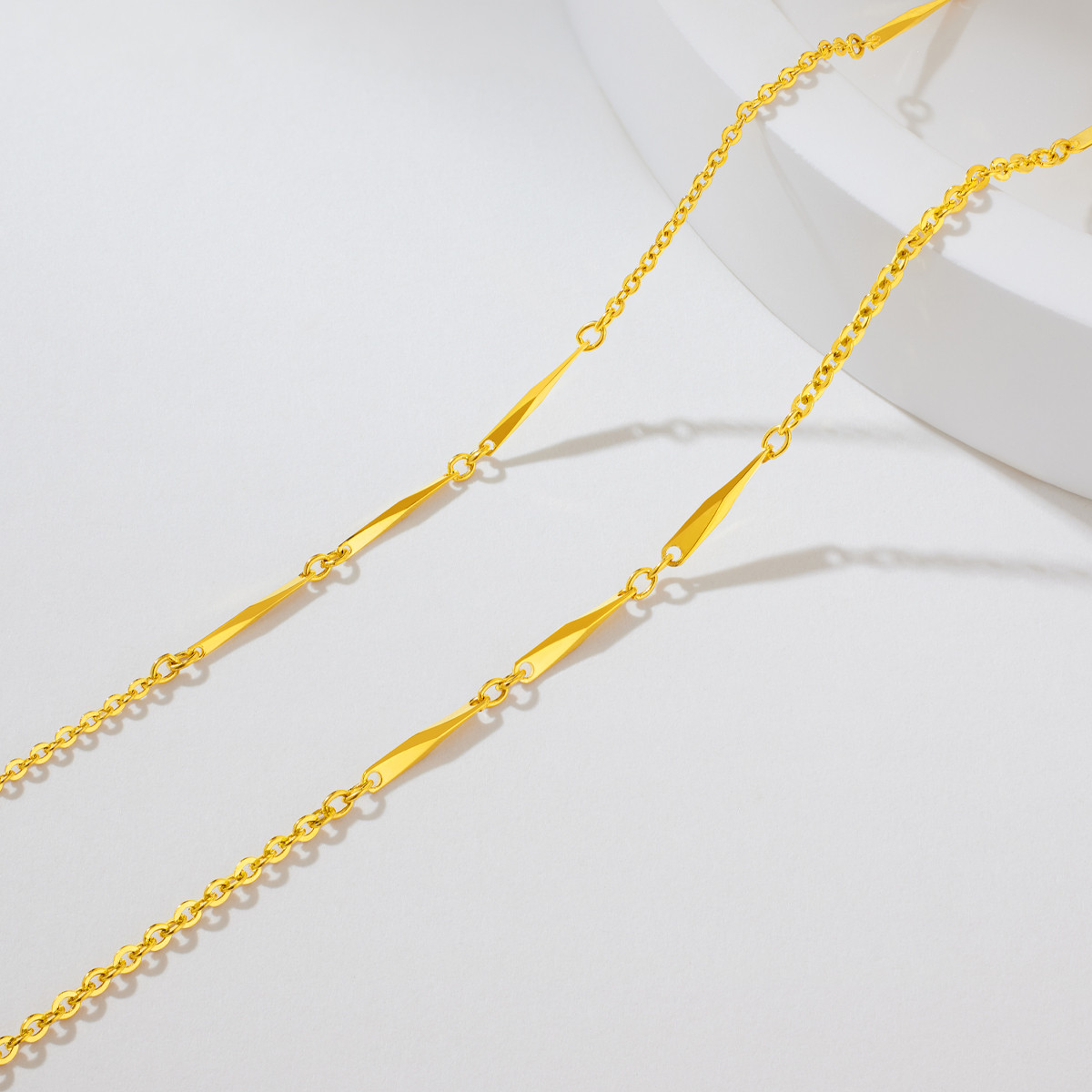 六福珠宝o字素链黄金项链女款时尚瓜子细链足金计价L04TBGN0009A【联系客服补货】