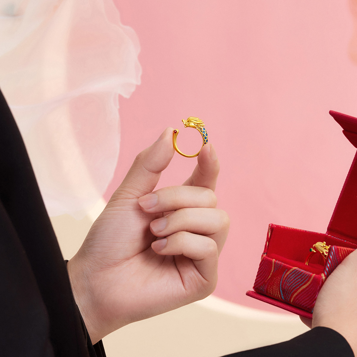 六福珠宝龙凤呈祥黄金戒指男福满传家对戒婚嫁礼计价F48TBGR0004【联系客服补货】【视频看货】