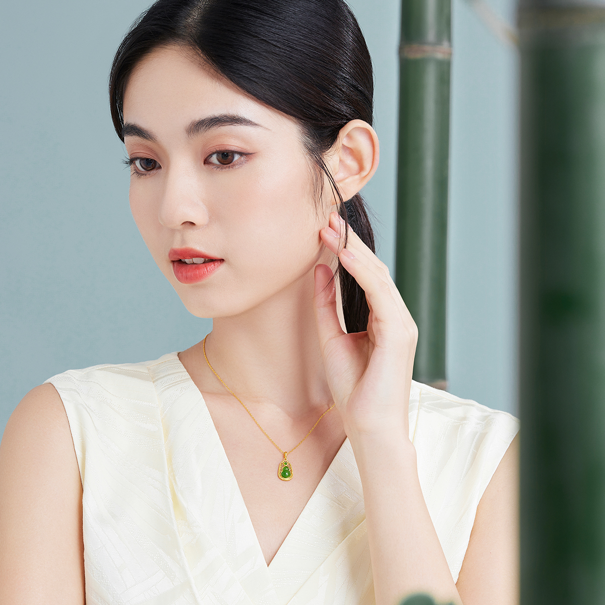 六福珠宝镂空花丝葫芦黄金吊坠送妈妈和田玉挂坠定价A01A1TBP0041