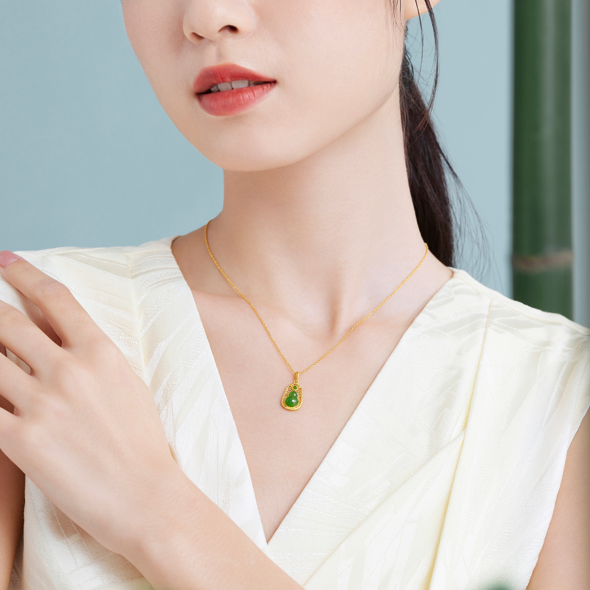 六福珠宝镂空花丝葫芦黄金吊坠送妈妈和田玉挂坠定价A01A1TBP0041