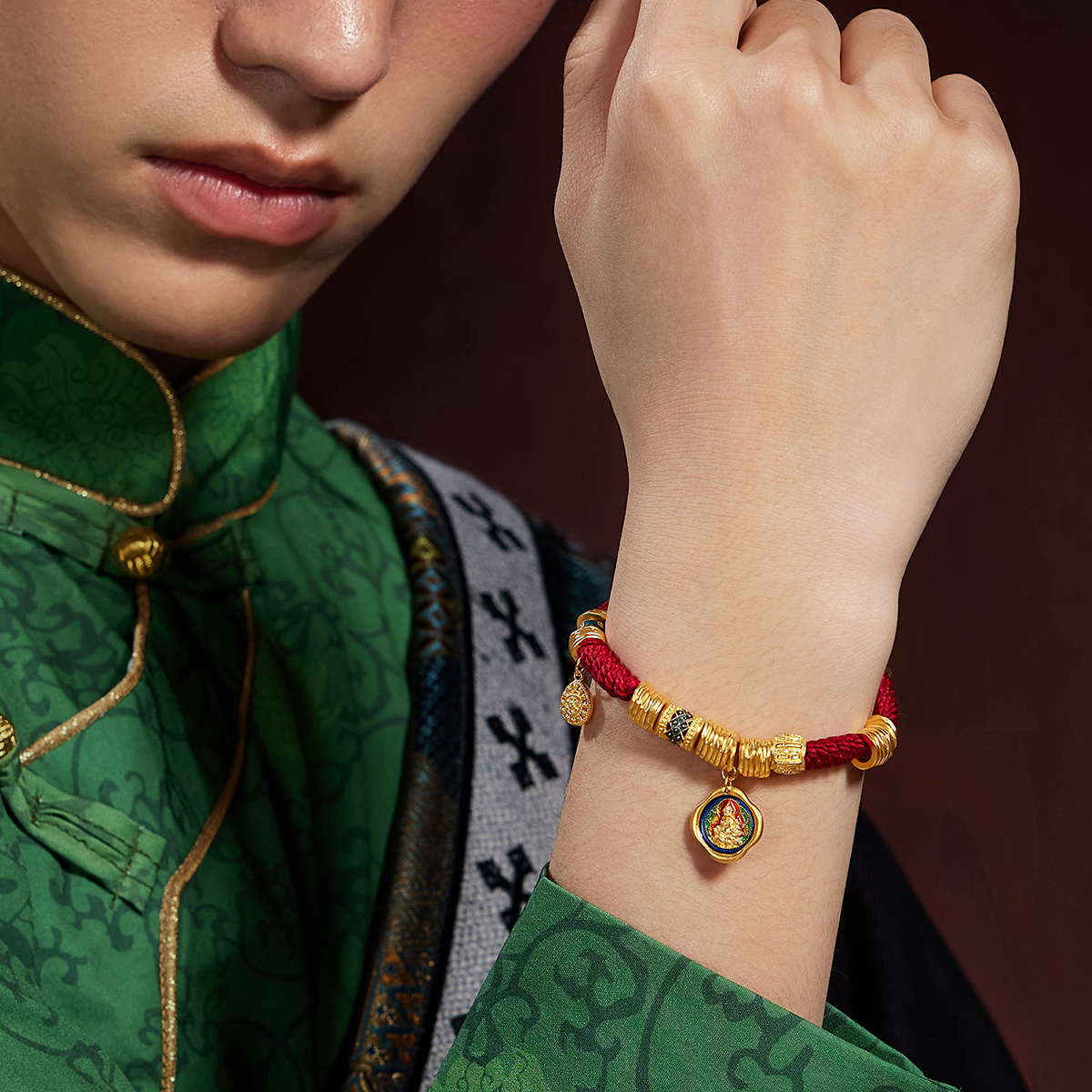 六福珠宝福满传家黄财神黄金手链男金盘缠手串绳计价F63TBGB0121【联系客服补货】【视频看货】