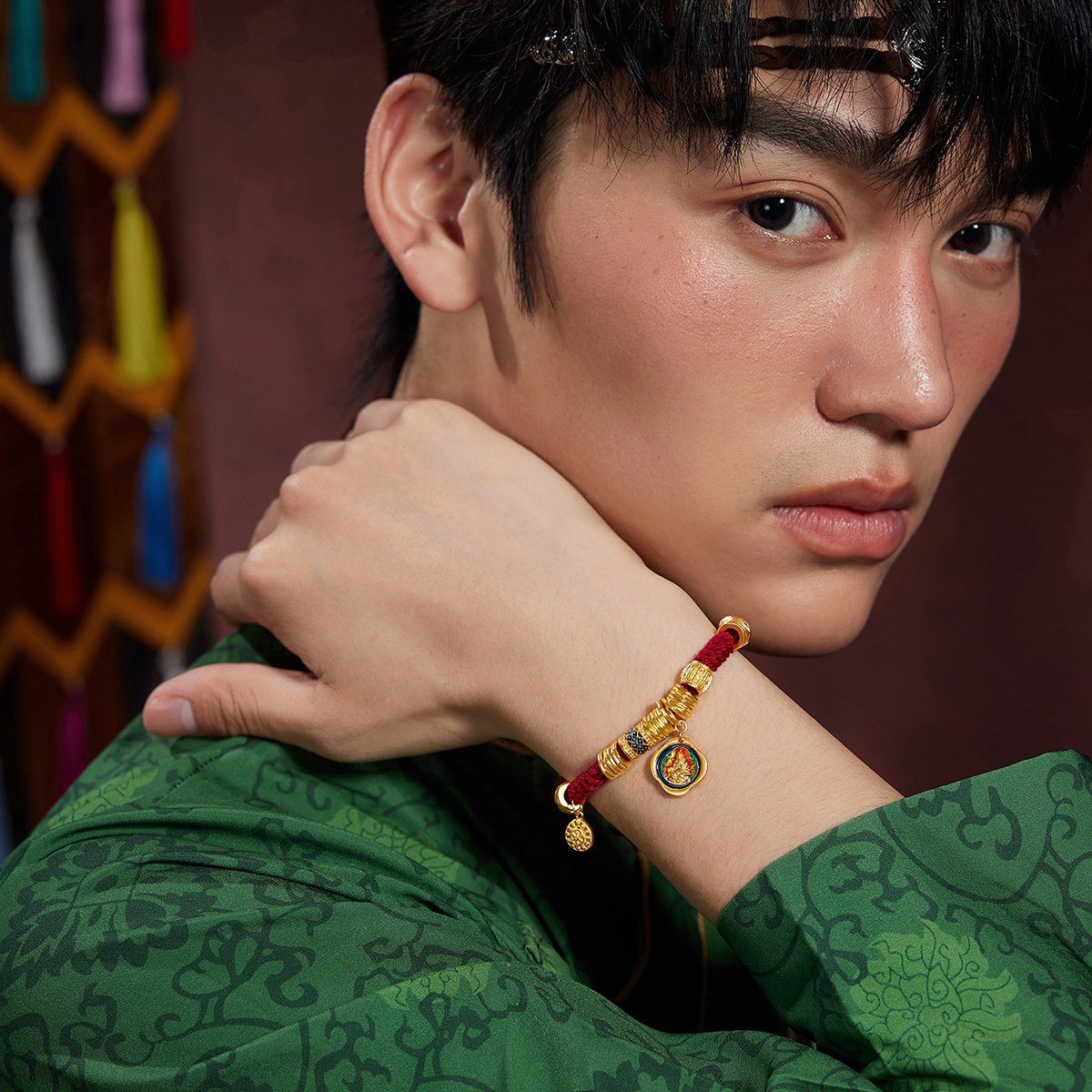 六福珠宝福满传家黄财神黄金手链男金盘缠手串绳计价F63TBGB0121【联系客服补货】【视频看货】