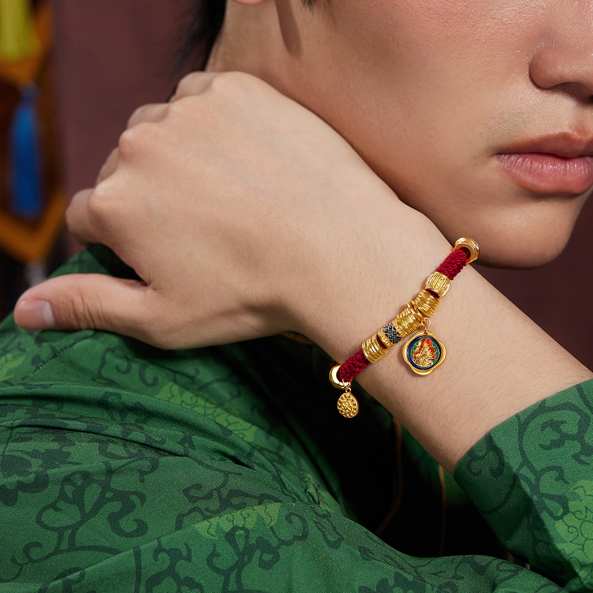 六福珠宝福满传家黄财神黄金手链男金盘缠手串绳计价F63TBGB0121【联系客服补货】【视频看货】