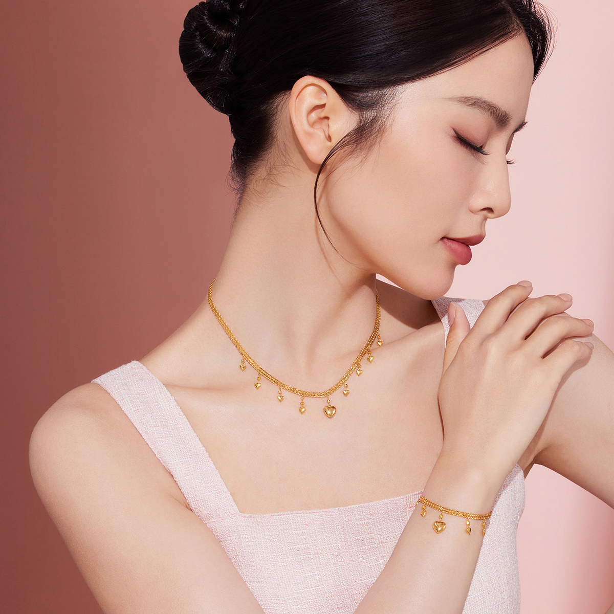 六福珠宝光影金爱心闪闪黄金手链5G足金双层龙骨链七夕计价020954BA【联系客服补货】投票