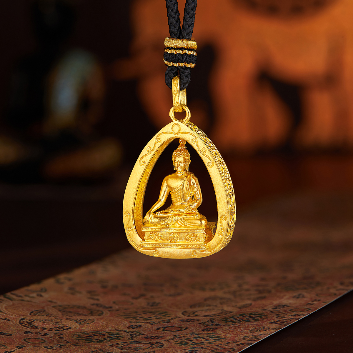 六福珠宝福满传家成功佛造型黄金吊坠男女款首饰计价F63TBGP0026【联系客服补货】