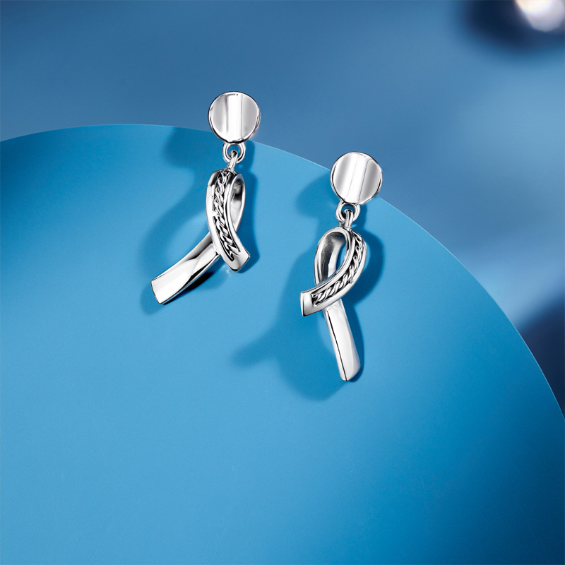 六福珠宝异形耳坠铂金耳钉女光面Pt950白金耳环计价GJPTBE0006