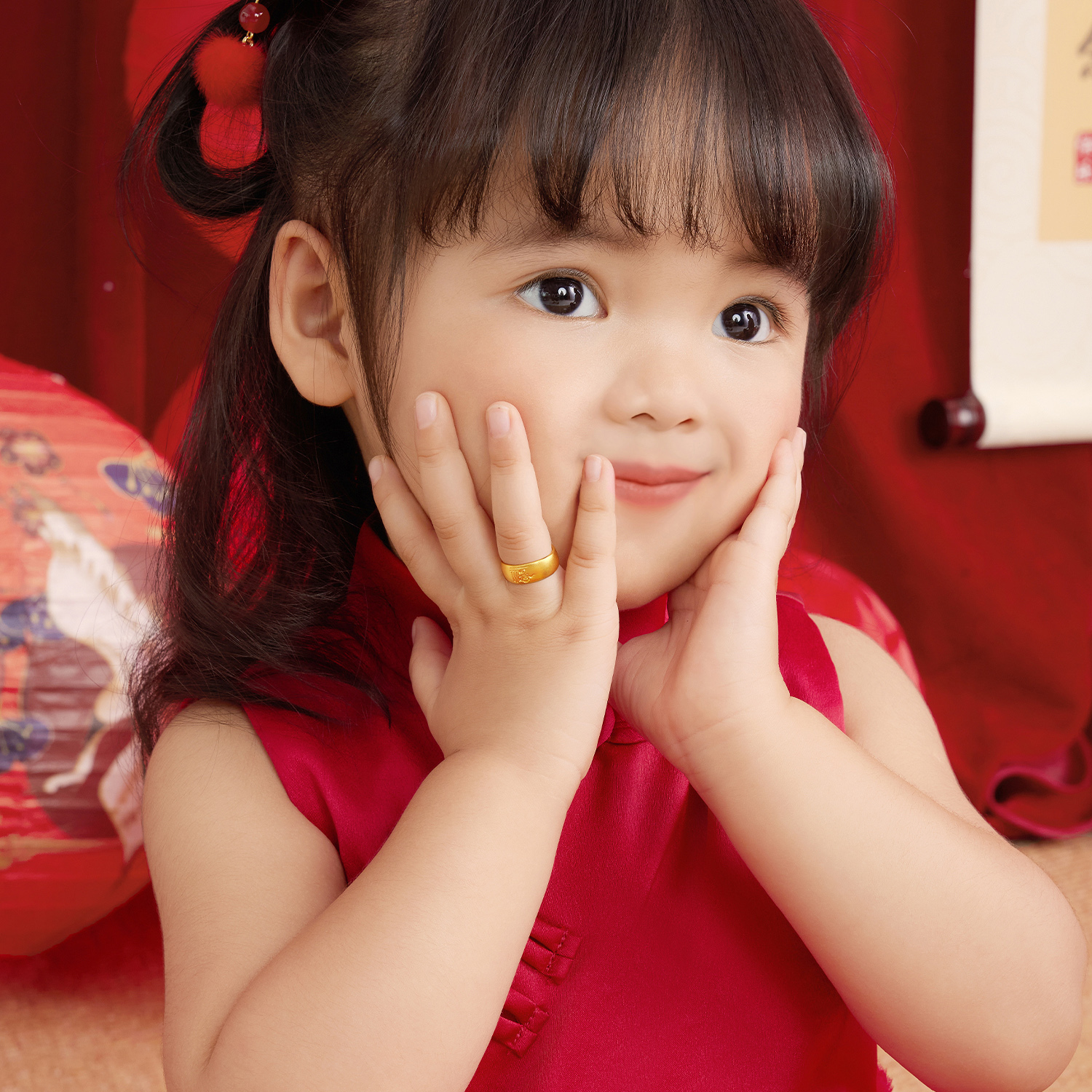 六福珠宝福满传家福字黄金戒指实心宝宝满月送礼计价F48TBGR0011