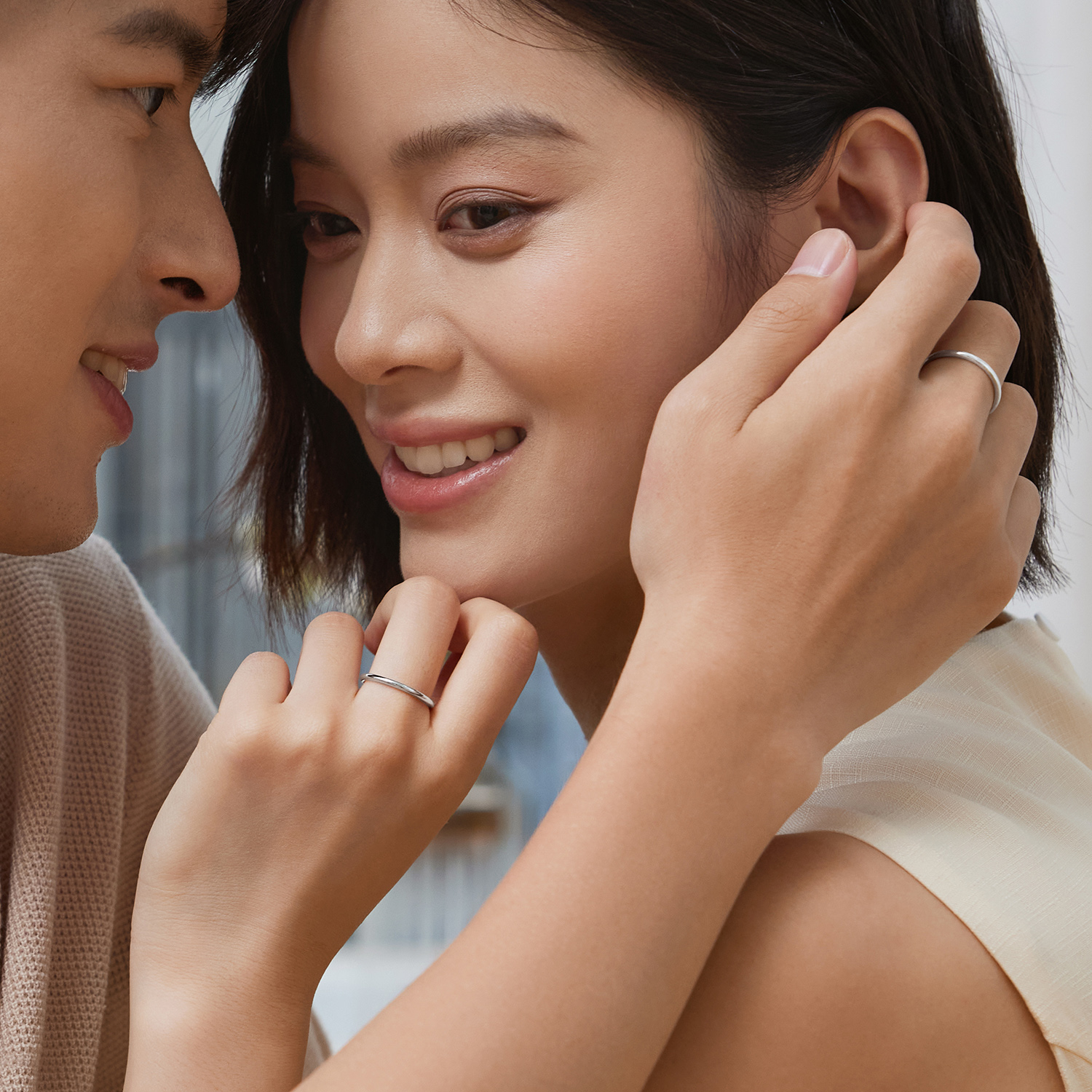 六福珠宝铂金戒指男女款对戒铂950白金戒指素圈戒计价F63TBPR0011