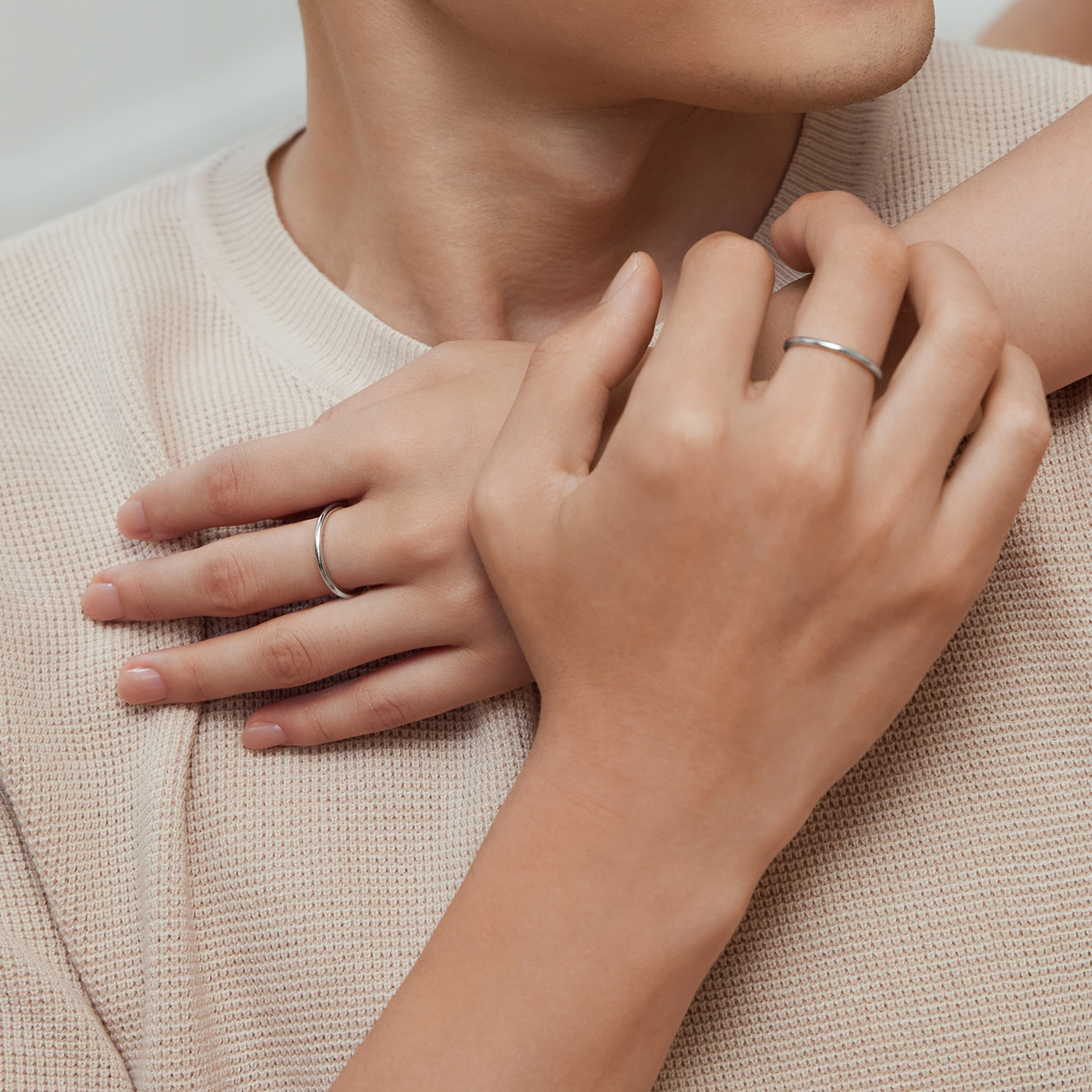 六福珠宝铂金戒指男女款对戒铂950白金戒指素圈戒计价F63TBPR0011