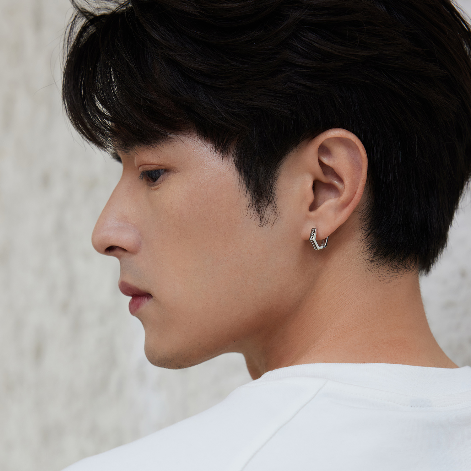 六福珠宝草纹铂950铂金耳环男款单只白金耳饰送礼计价EFT1P5C0001