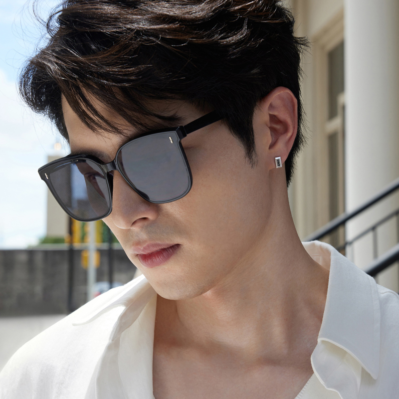 六福珠宝黑钻几何铂金耳钉铂950男女款手工拉丝白金耳环HEJ0011DS【联系客服补货】