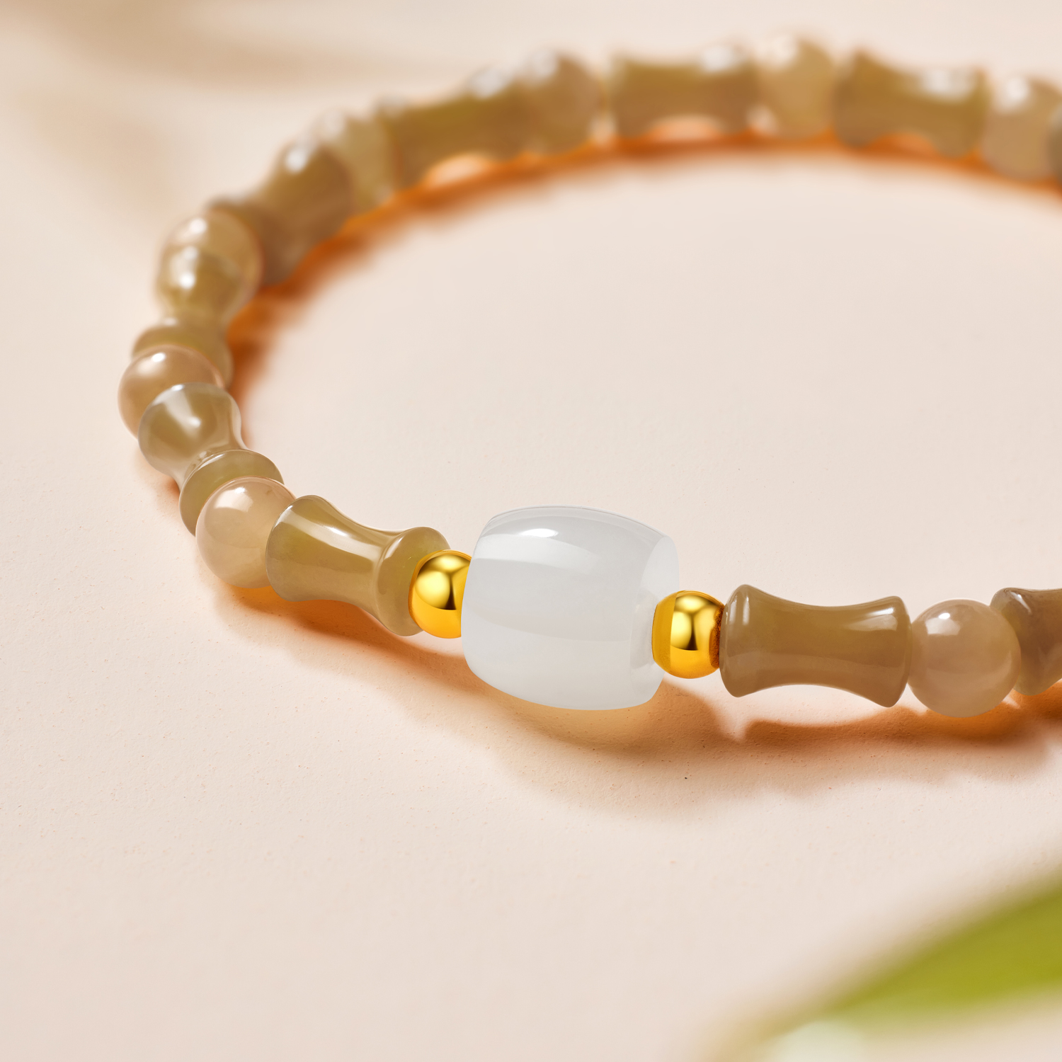 六福珠宝节节高升和田玉手串女款金珠黄金手链竹节玉珠L74A0017DS