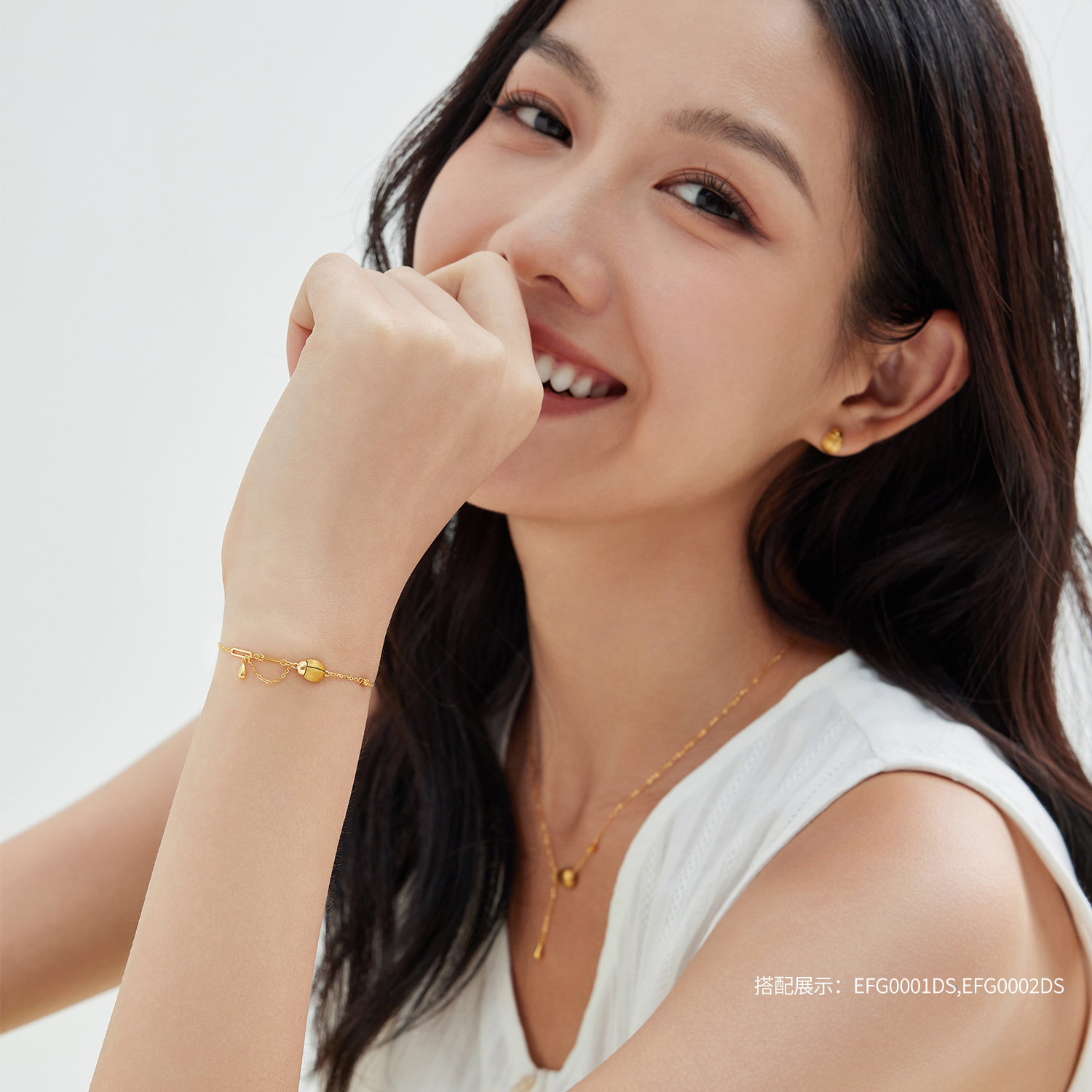 六福珠宝甲壳虫黄金手链女5G手工拉丝电黑足金首饰计价EFG0003DS