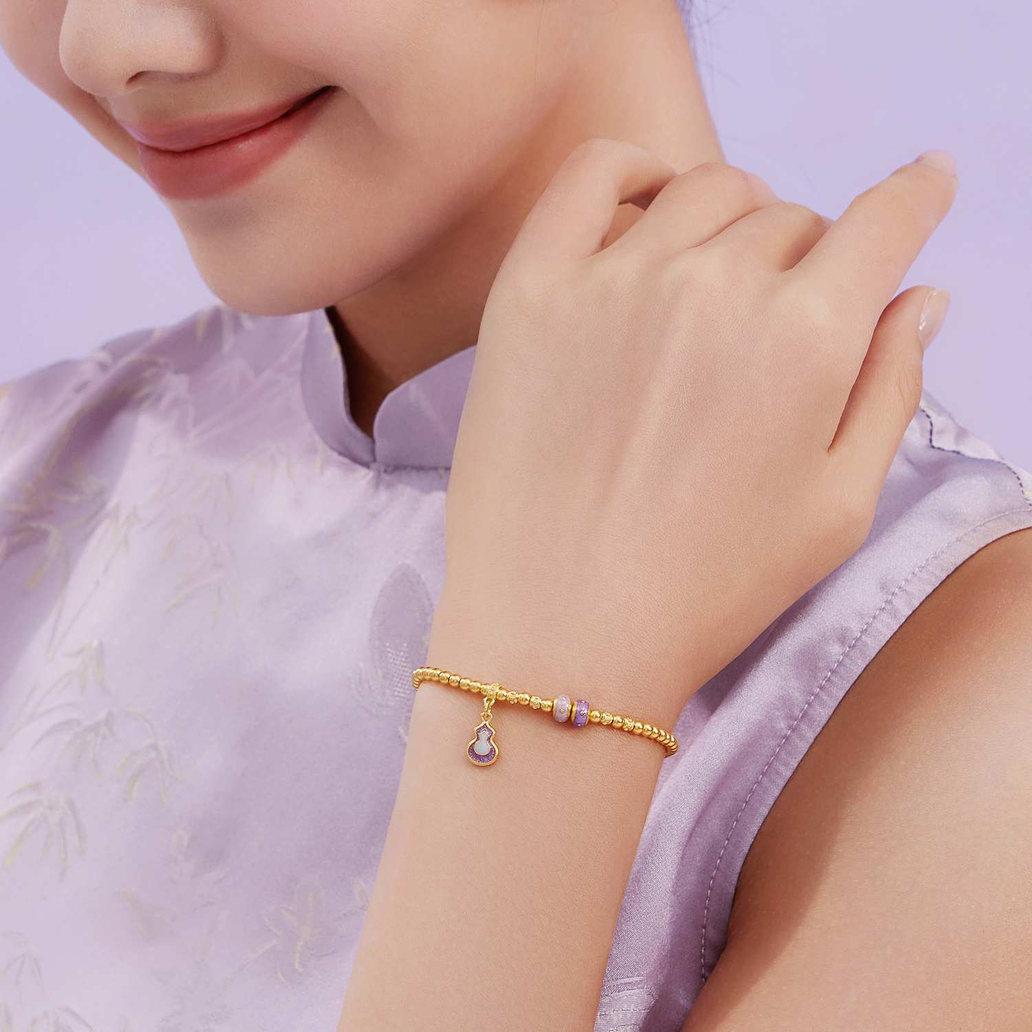 六福珠宝福满传家九紫离火黄金手链女葫芦金珠手串计价F63G0082DS爆款